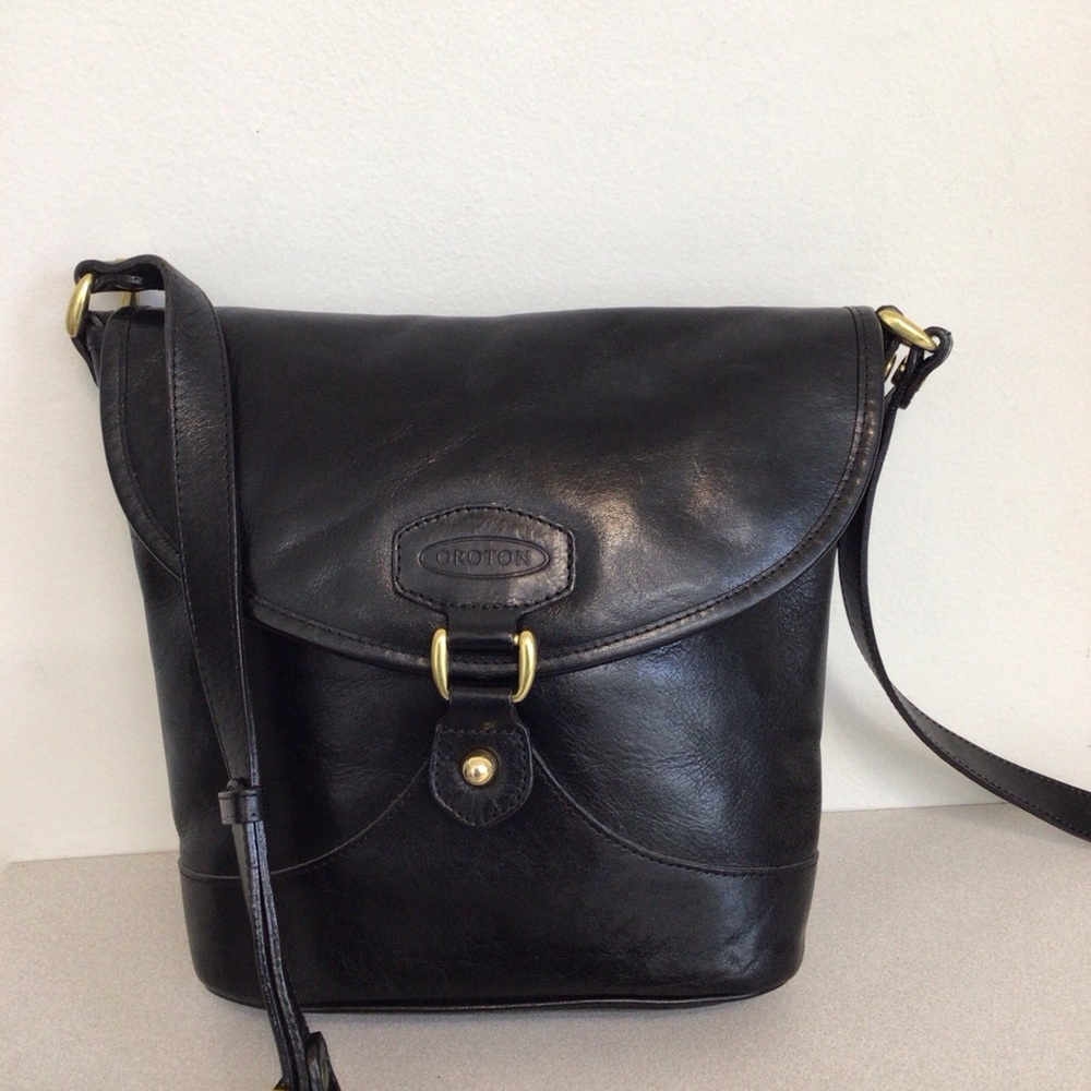 OROTON AUSTRALIA BLACK LEATHER BUCKET MESSENGER PURSE EXCELLENT CONDITION - Picture 3 of 9